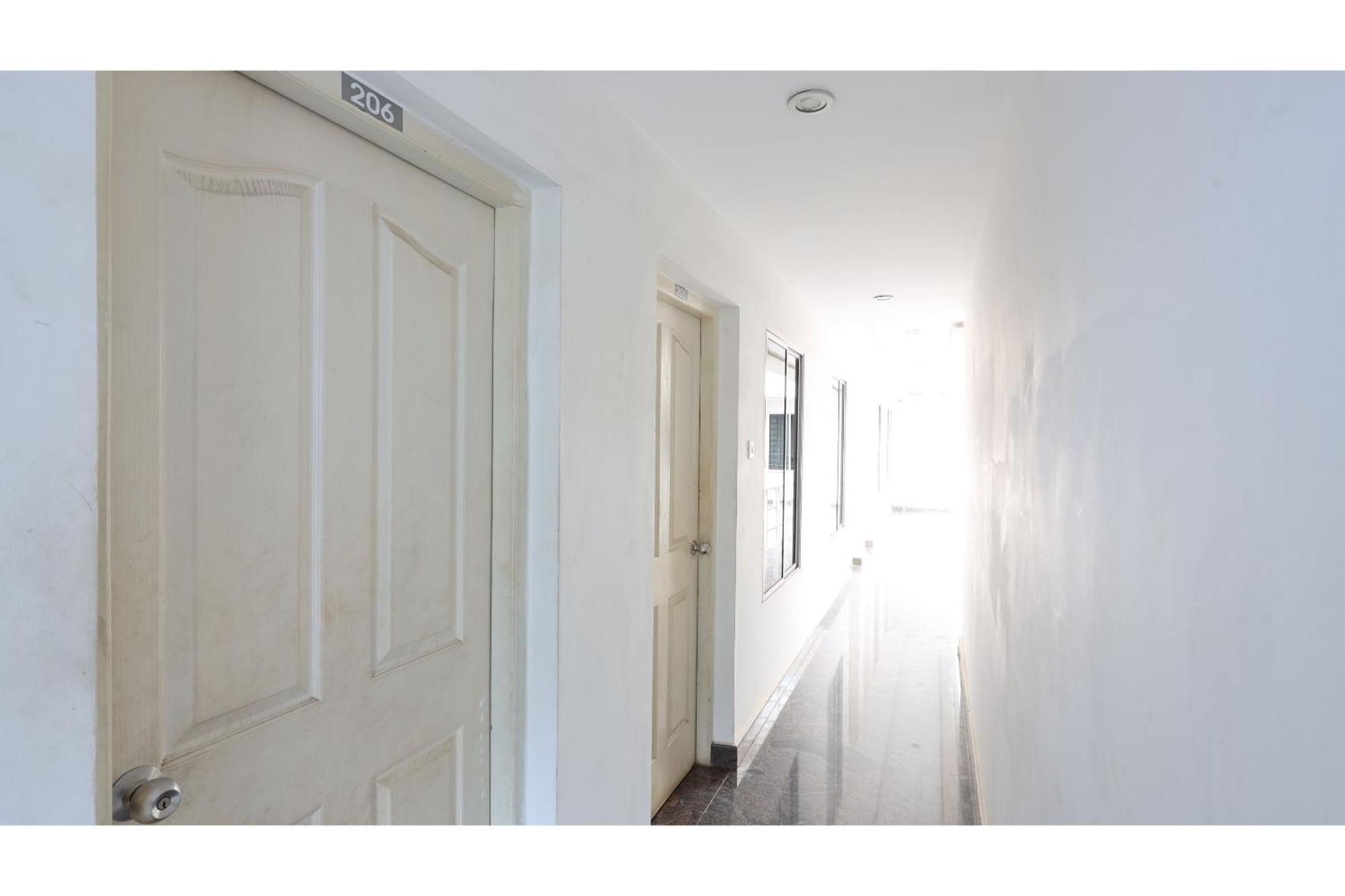 Collection O Ar Square Hotel Thrissur Exterior photo